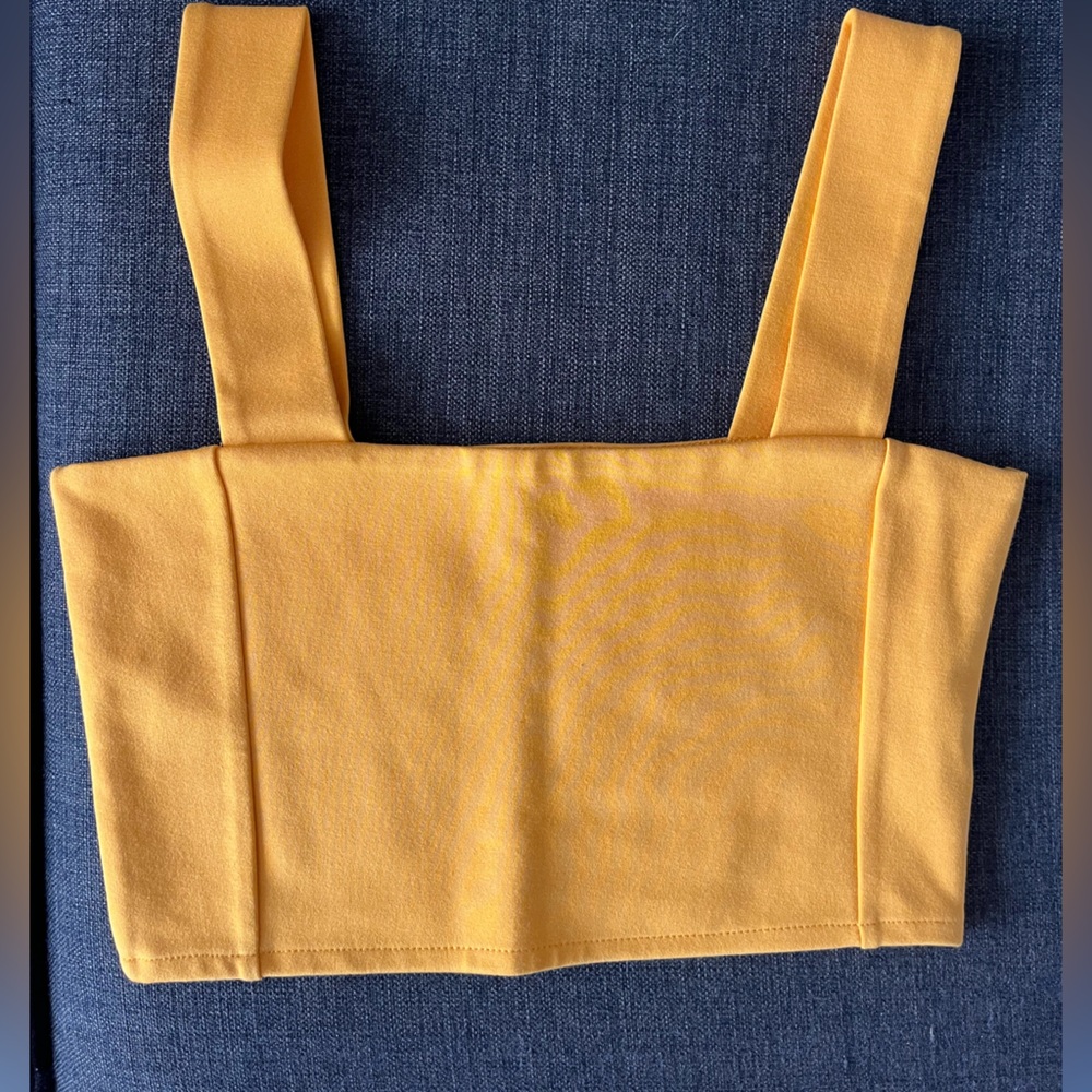 Zara. Orange crop top